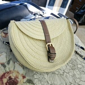 Elegant Cream Straw Shoulder Bag